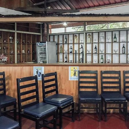Oyo 1688 Collin Beach Hotel Ambon Εξωτερικό φωτογραφία